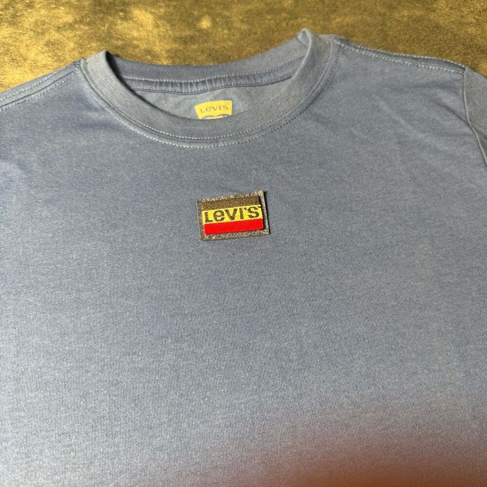 Levi's Boys True Blue Logo Patch Short Sleeve T-Shirt Size Medium